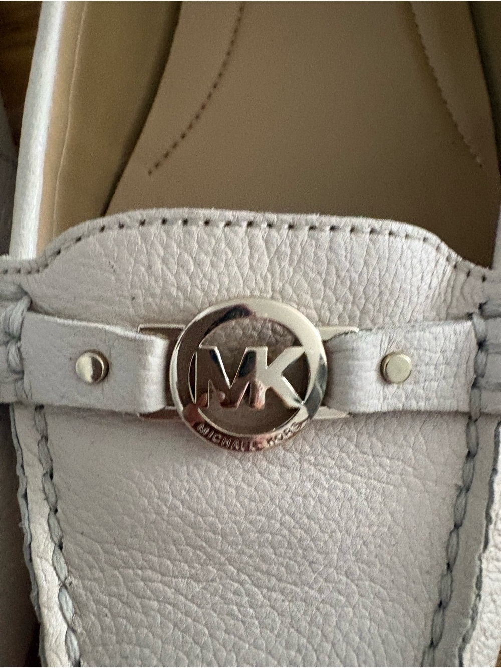 Michael Kors Women's White Leather Moccasin Loafers - Picture 2 of 3